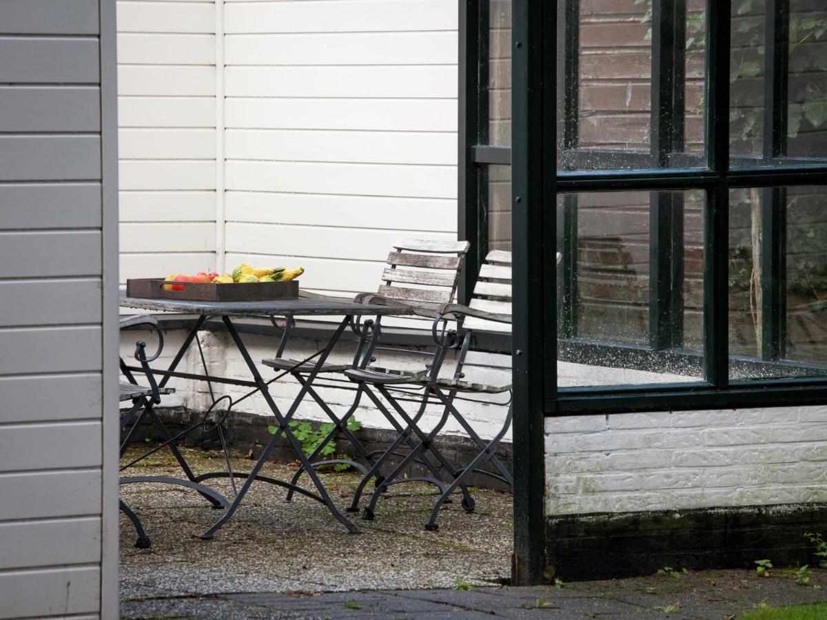 Fairytale Cottage In Nes Friesland With Garden מראה חיצוני תמונה